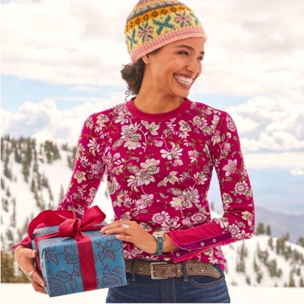 Sundance NWOT Dark Pink•Delicious Floral waffle weave Thermal top w-velvet trim